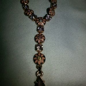 Beautiful Antique Style Necklace and Earring Set